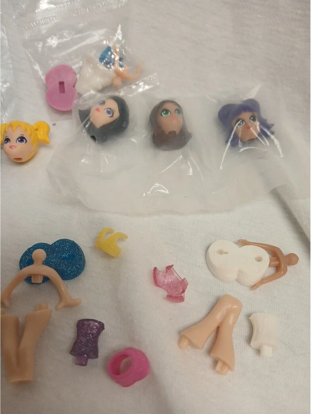 Spin Master PixOs ChixOs REPLACEMENT 5 DOLLS / FIGURES- UNUSED